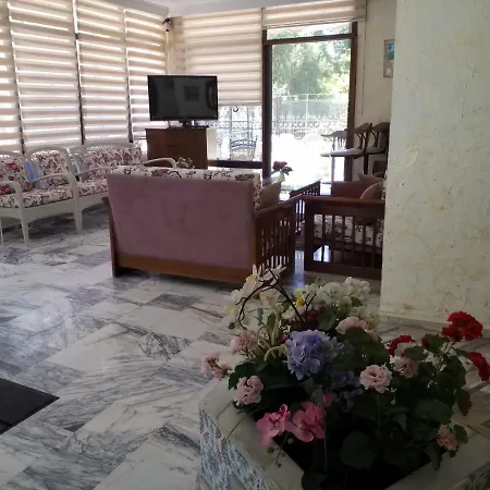Kamelya 3* מרמריס